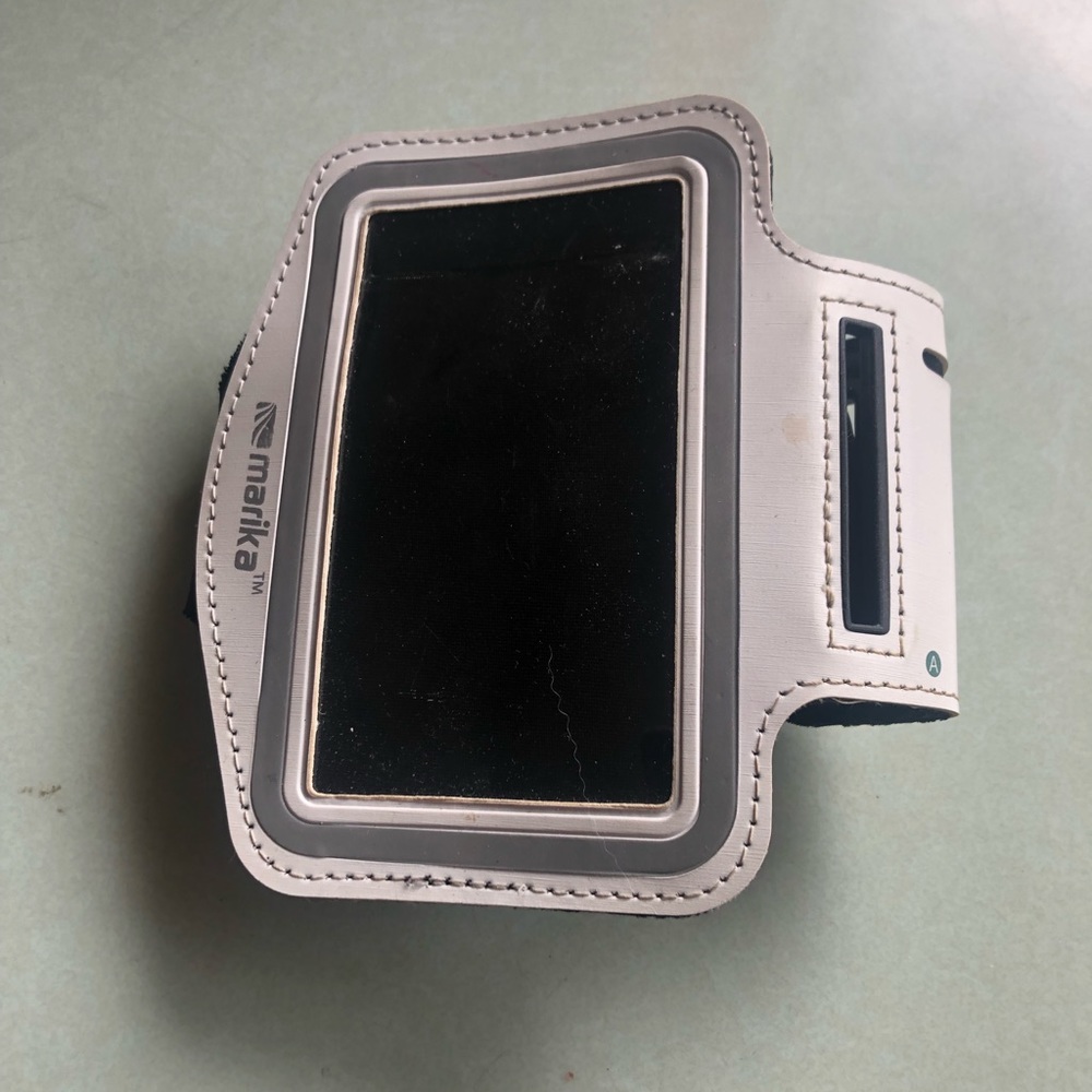 Free with purchase! Running arm band
